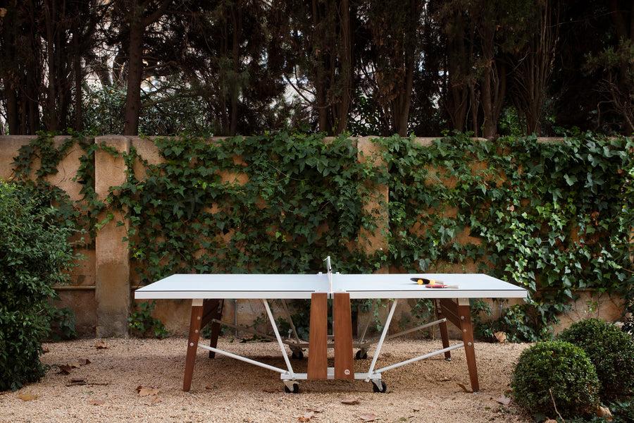 Blatt Billiards RS Barcelona Folding Outdoor Ping Pong Table.