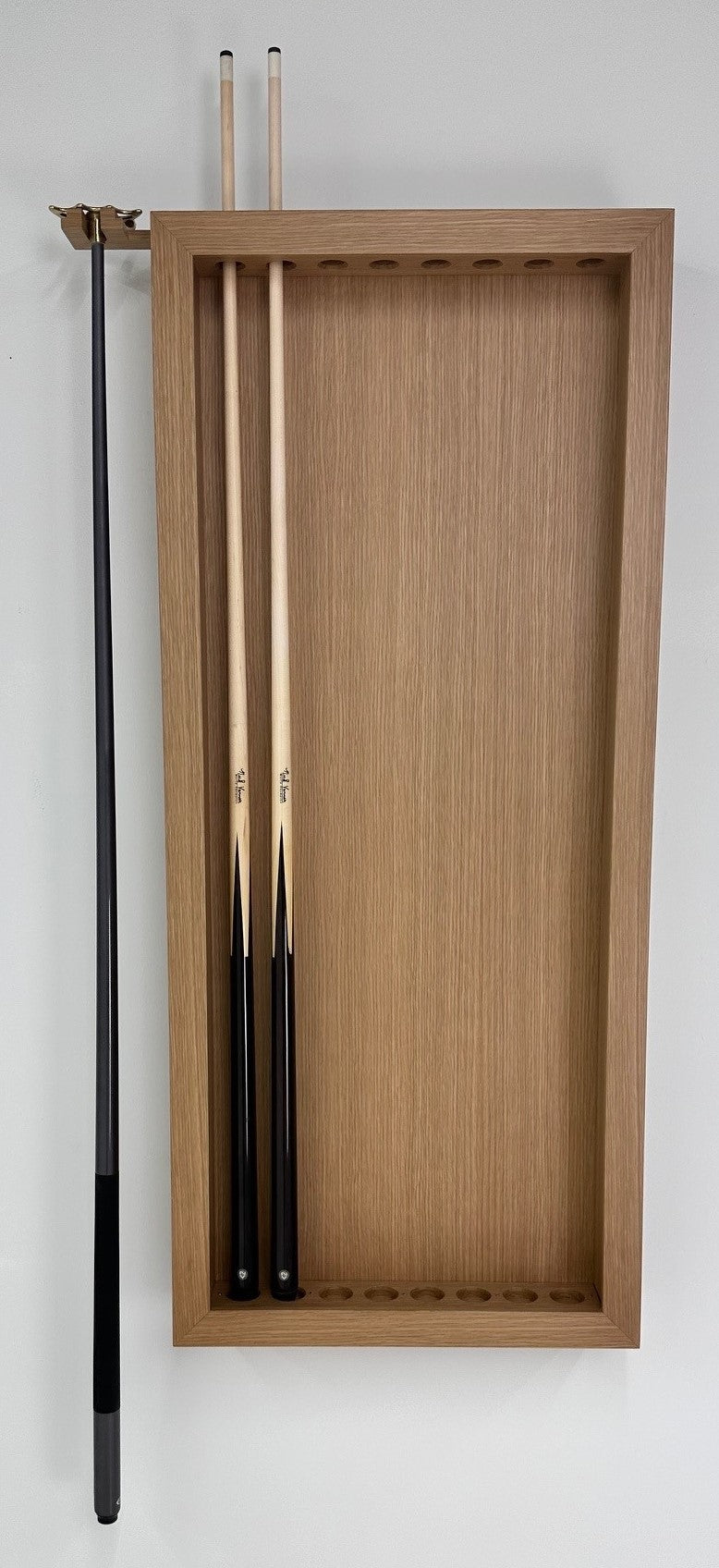 Blatt Custom Cabinet Cue Rack